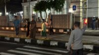 Aman dan Khusyuk! Polsek Kediri Kawal Ibadah Shalat Subuh