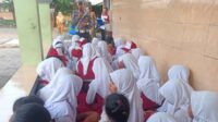 Police Goes to School Polres Lombok Barat Gencar Edukasi Keselamatan Berlalu Lintas Sejak Dini