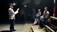 Tingkatkan Keamanan Perbatasan, Polsek Kediri Intensifkan Patroli Blue Light Dini Hari