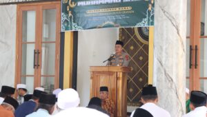 Kapolres Lombok Barat Tekankan Keteladanan Rasulullah pada Maulid Nabi di Masjid Baiturrahman