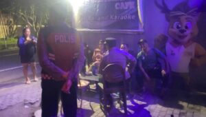 Polres Lobar Gelar Patroli Dialogis di Titik Vital Wisata